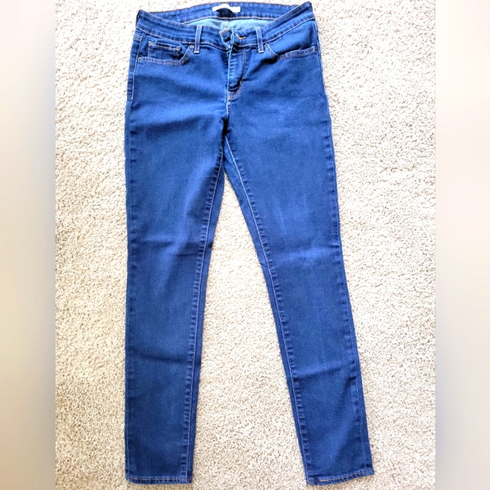 Levi's 711 Skinny Jeans